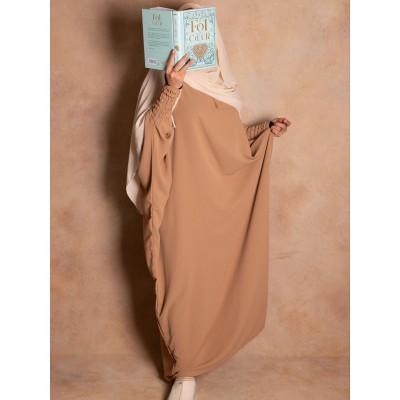 Abaya couleur camel manches serrées en soie de medine